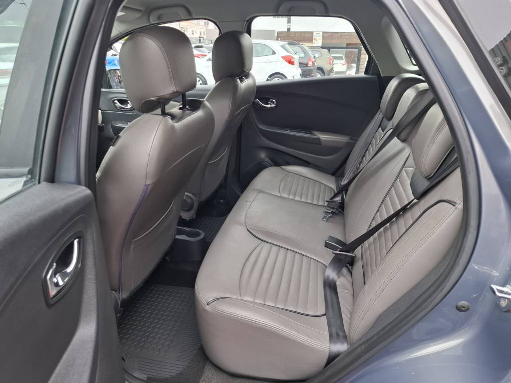 Renault Captur 1.6 life flex aut. 16v    2019
