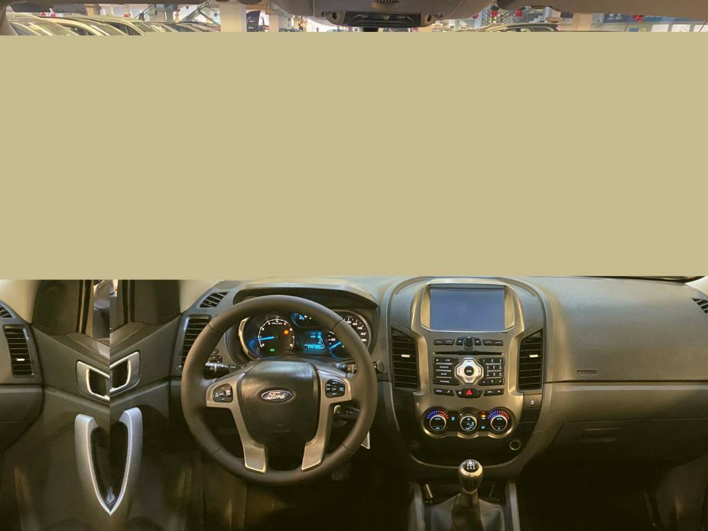 Ford Ranger 2.5 xlt 4x2 cd flex 8v    2015