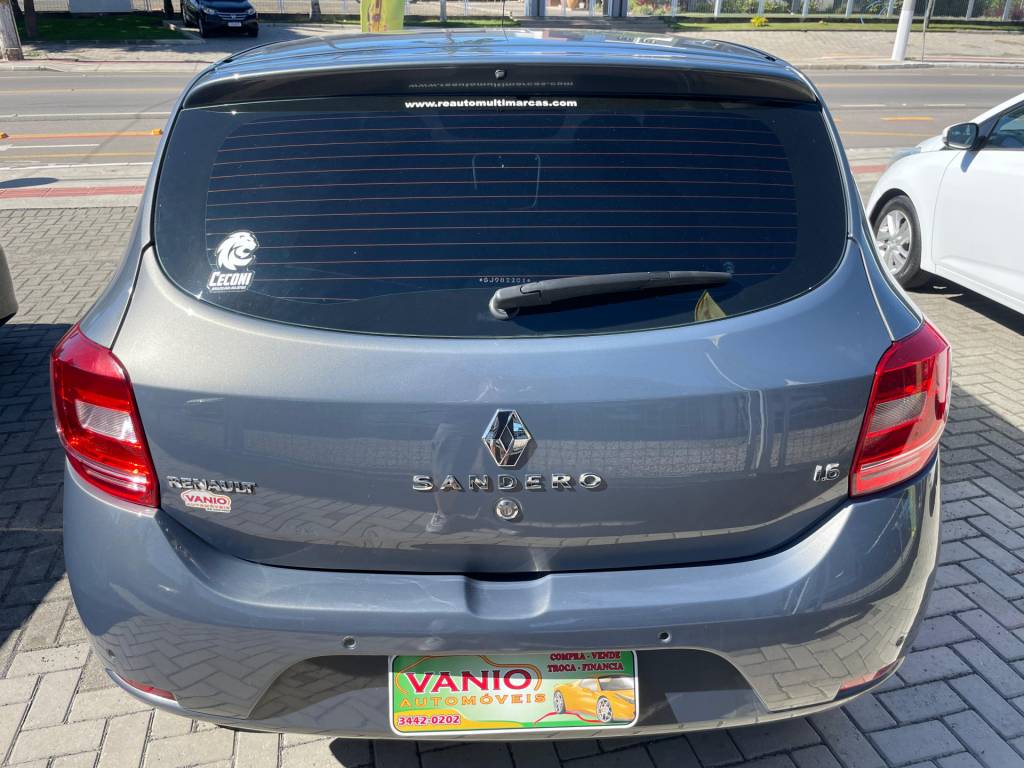 Renault Sandero 1.6 expr    2016