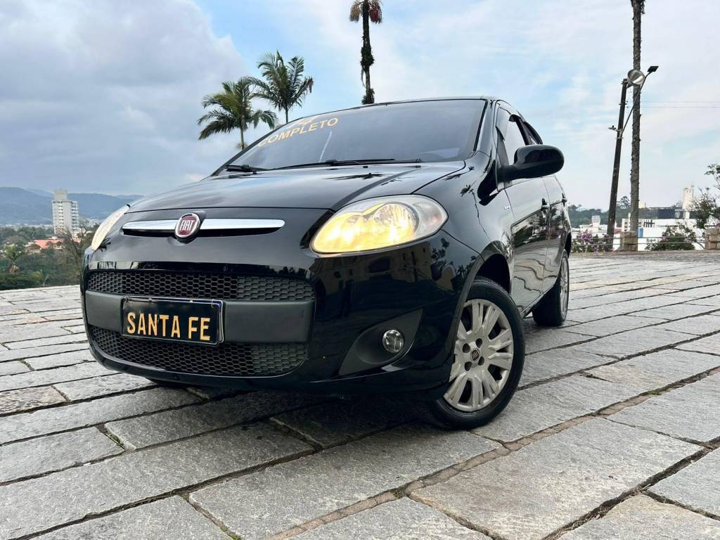 Fiat Palio ESSENCE 1.6    2014