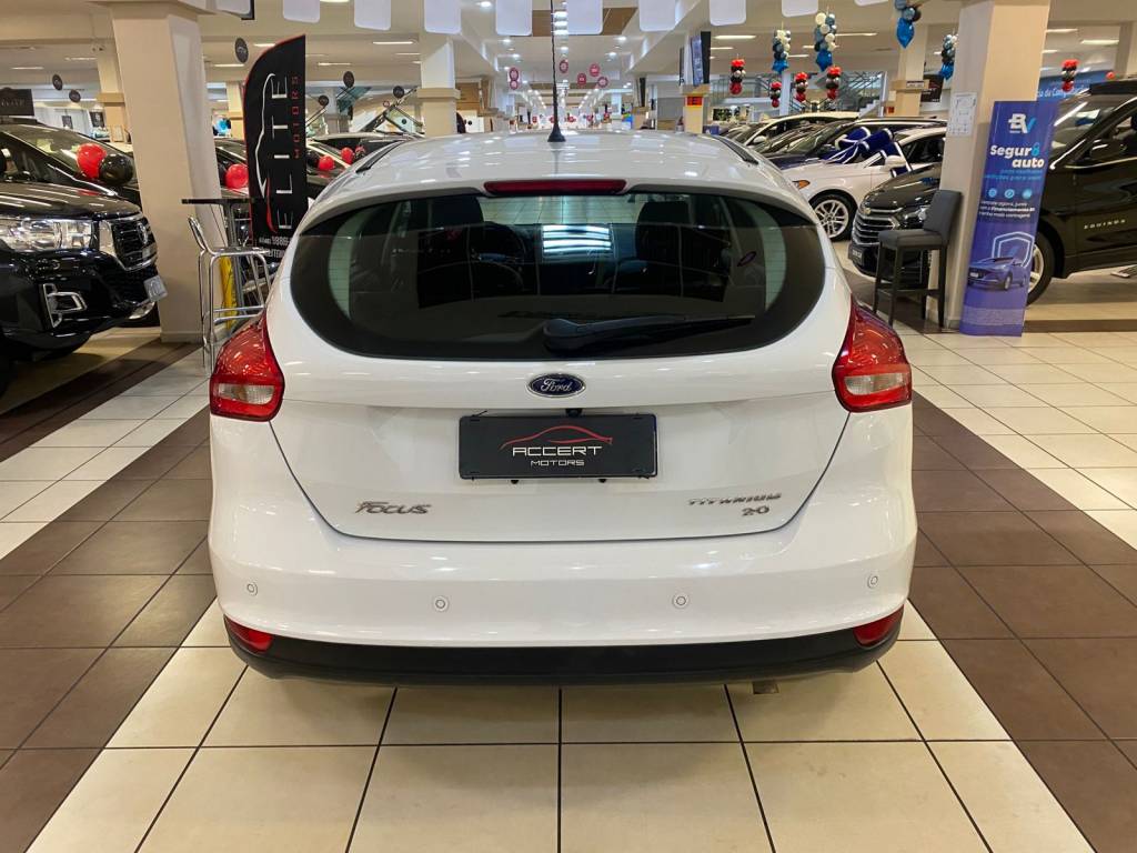 Ford Focus 2.0 titatita plus flex aut. 12v    2016
