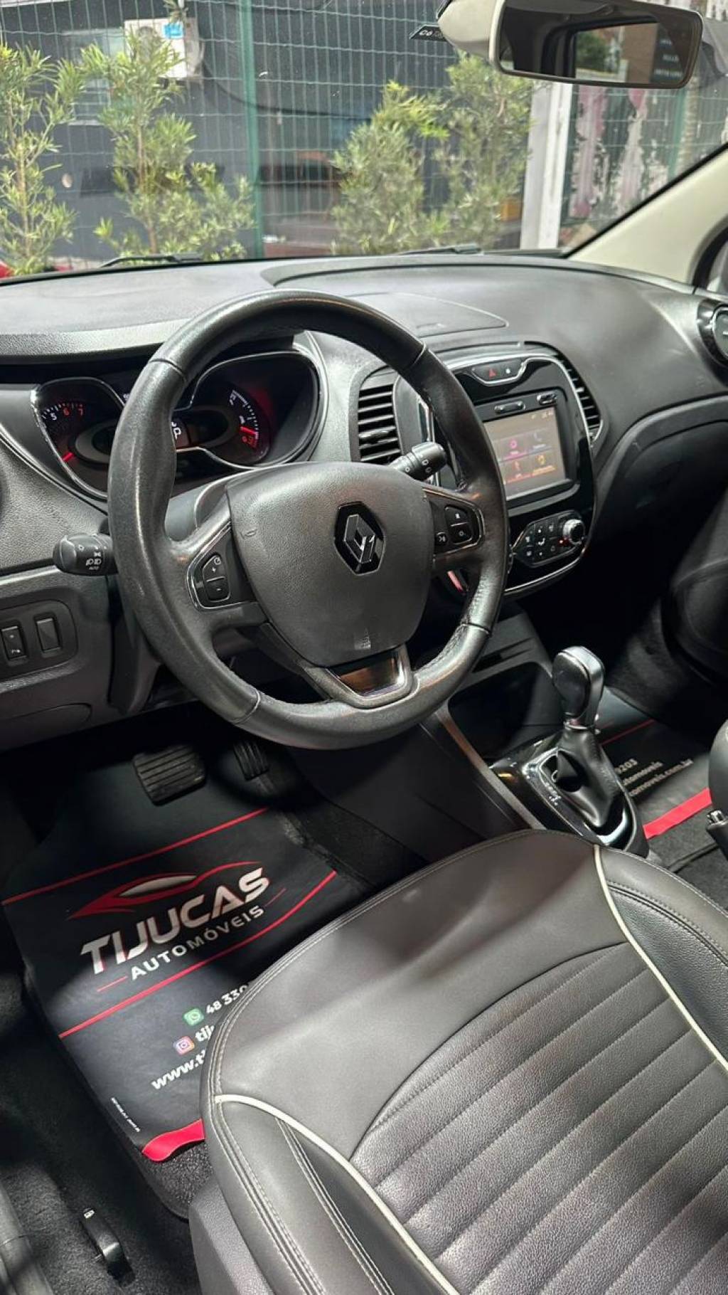 Renault Captur 2.0 intense flex aut. 16v    2018