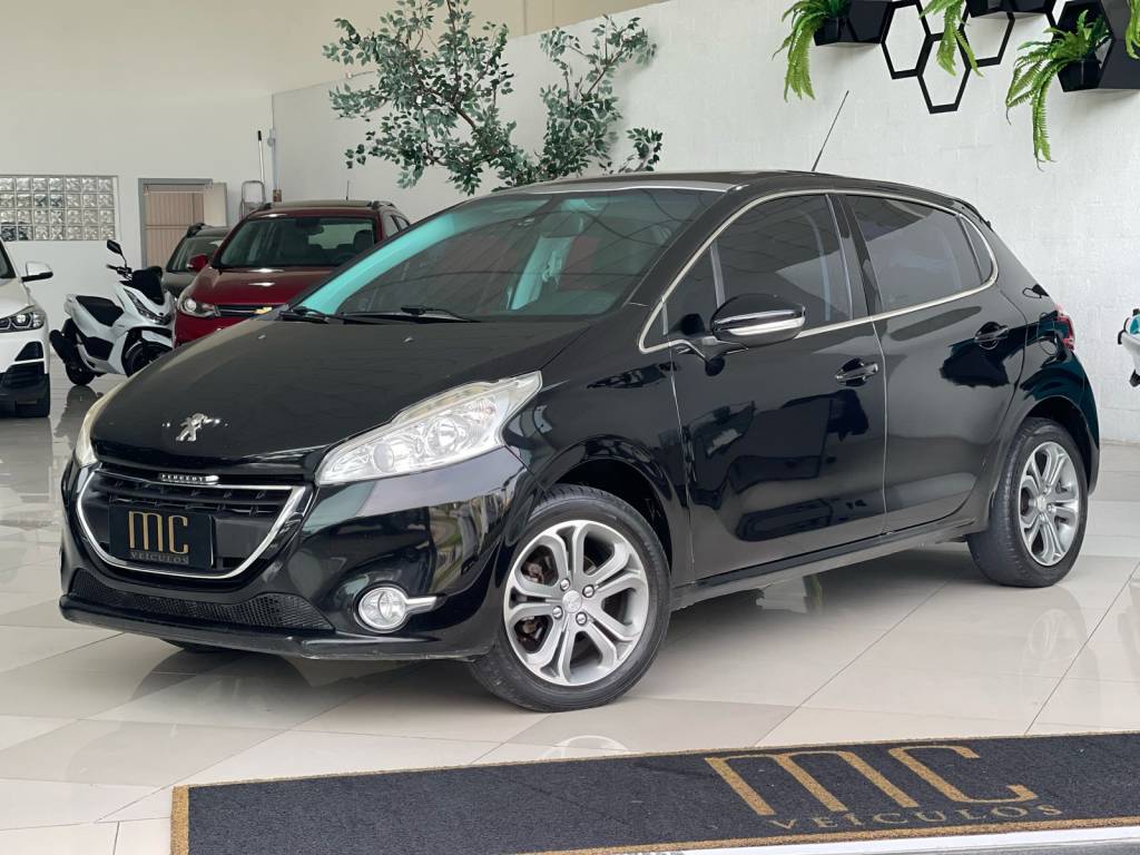 Peugeot 208 1.6    2015