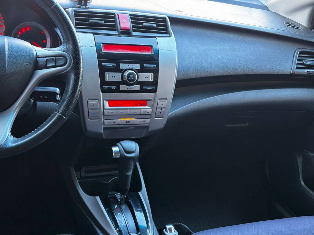 Honda City Honda    2012