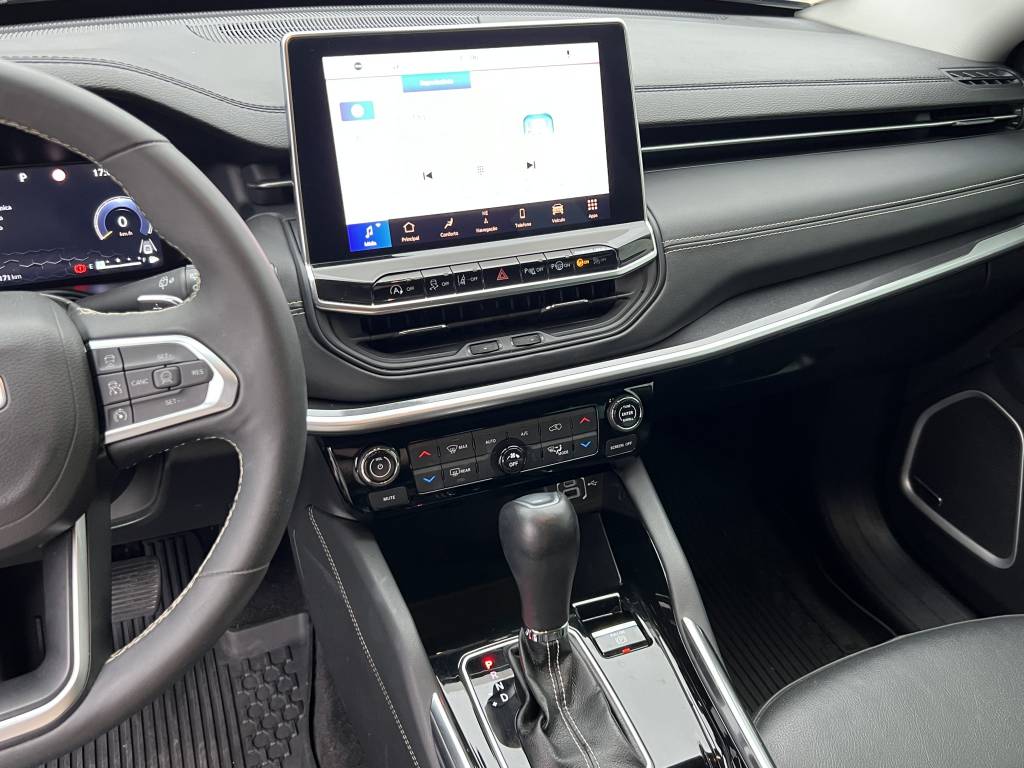 Jeep Commander 1.3 TB Flex Aut    2025