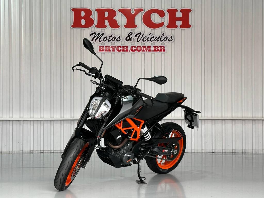 KTM Duke 390 abs    2023