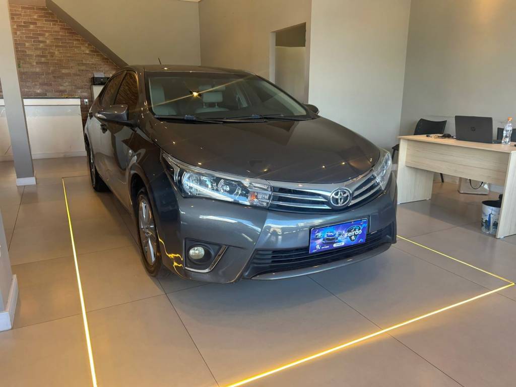 Toyota Corolla 1.6 gli flex aut. 16v    2016