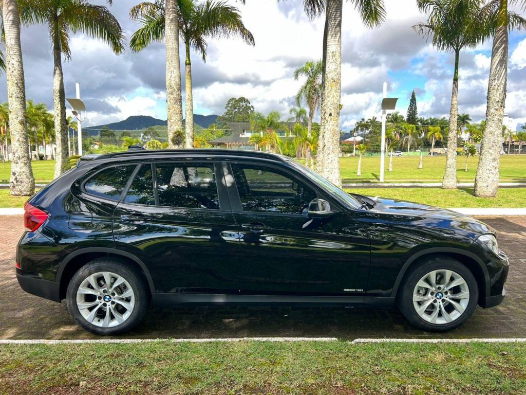 BMW X1 SDRIVE 18i 2.0 16V 4x2 Aut.    2014