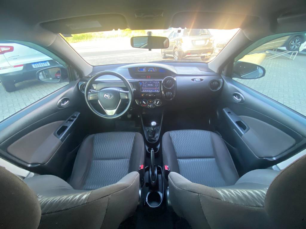 Toyota Etios X 1.3    2019