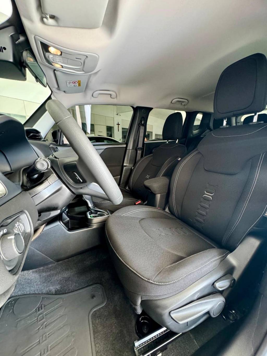 Jeep Renegade Sport t270 1.3 tb 4x2 flex aut.    2024