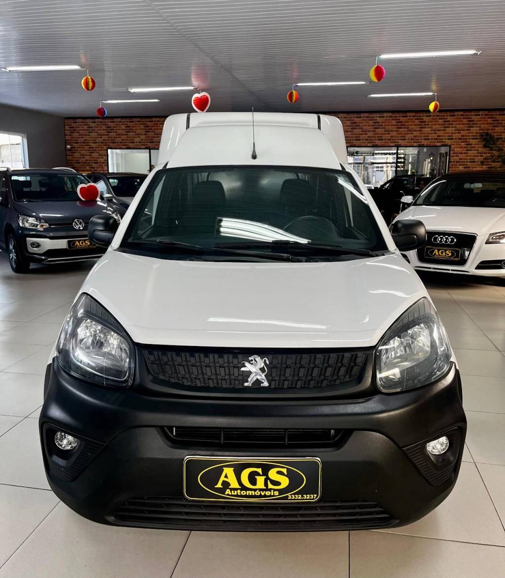 Peugeot Partner /PARTRAPID BUSIPK    2023