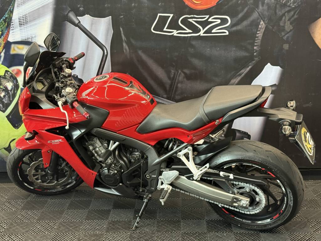 Honda CBR     2015