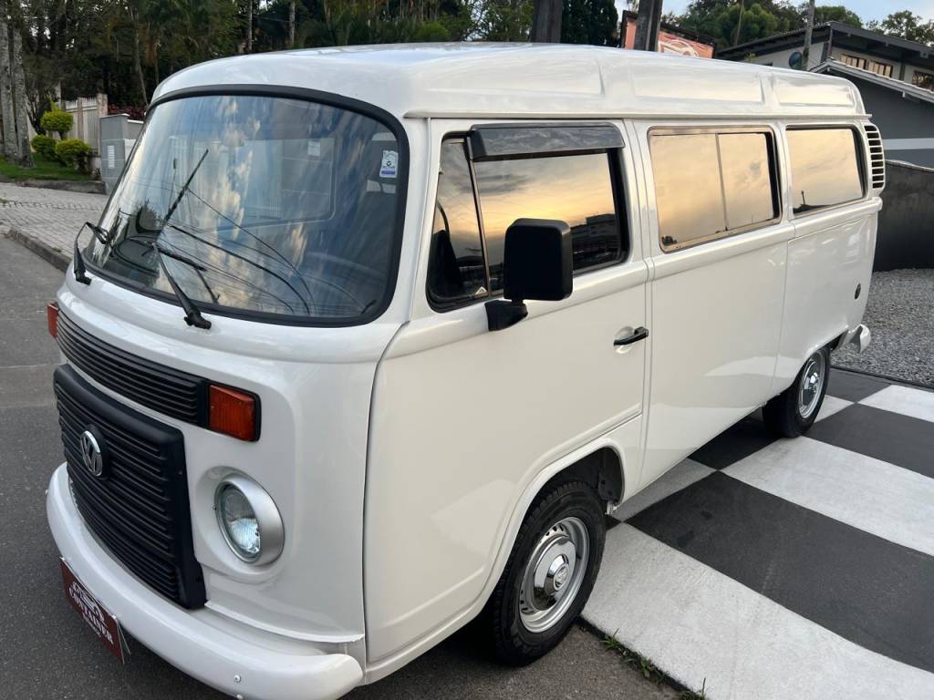 Volkswagen Kombi 1.4 8V    2014