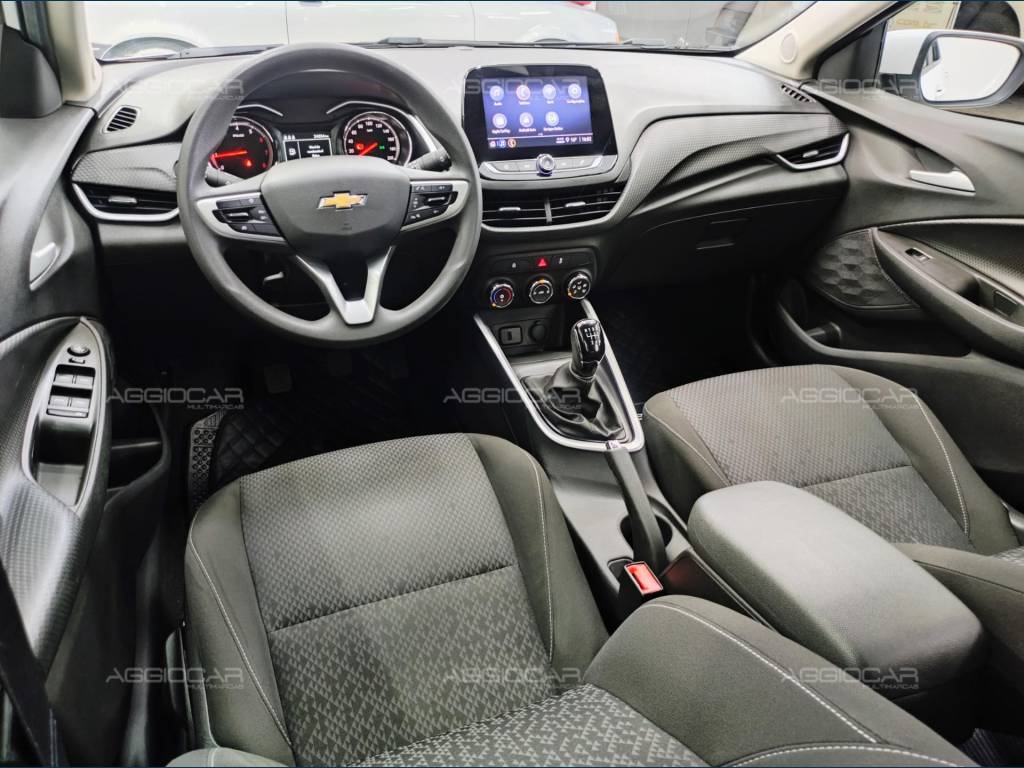 Chevrolet Onix     2022