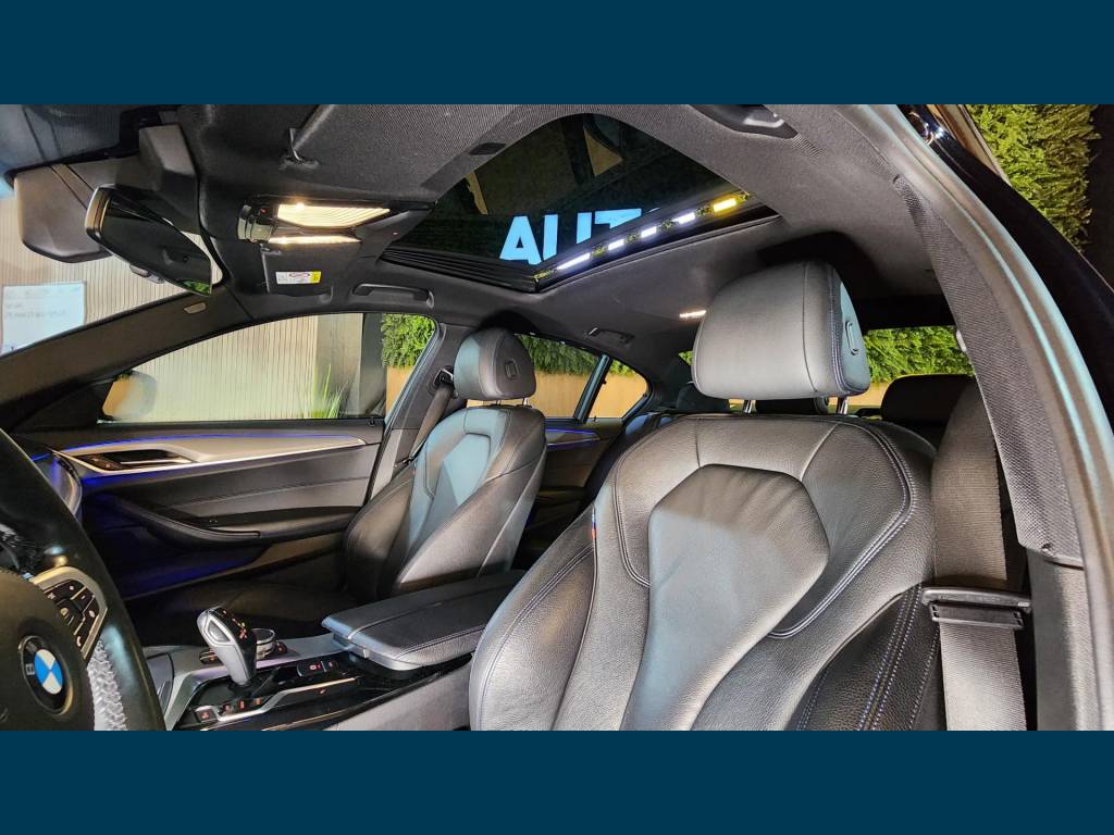 BMW 530i     2018