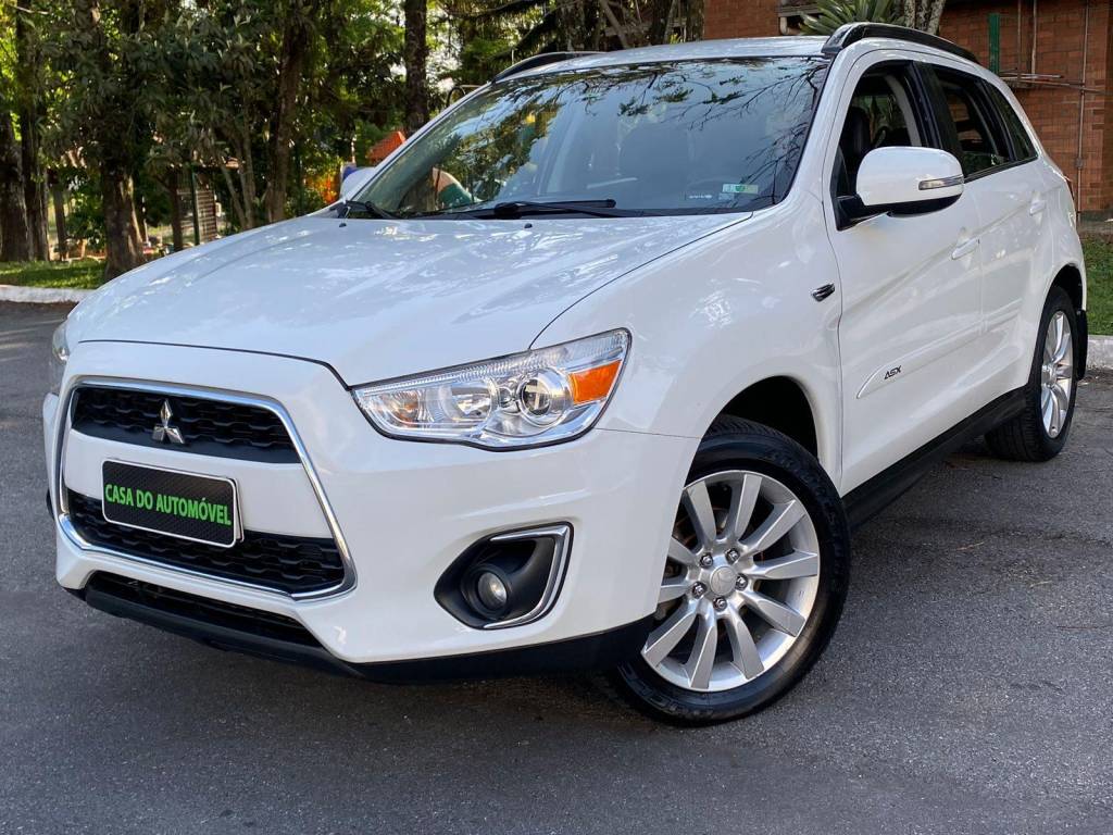 Mitsubishi ASX MC/ 2.0 AWD CVT    2015