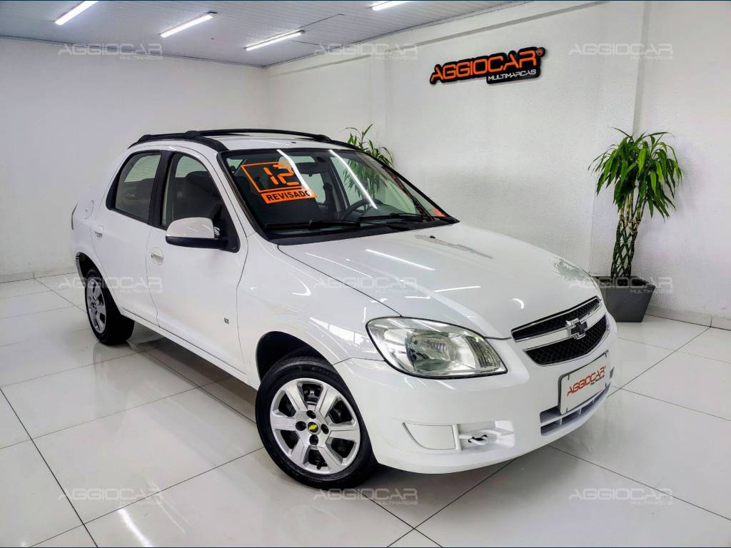 Chevrolet Prisma     2012