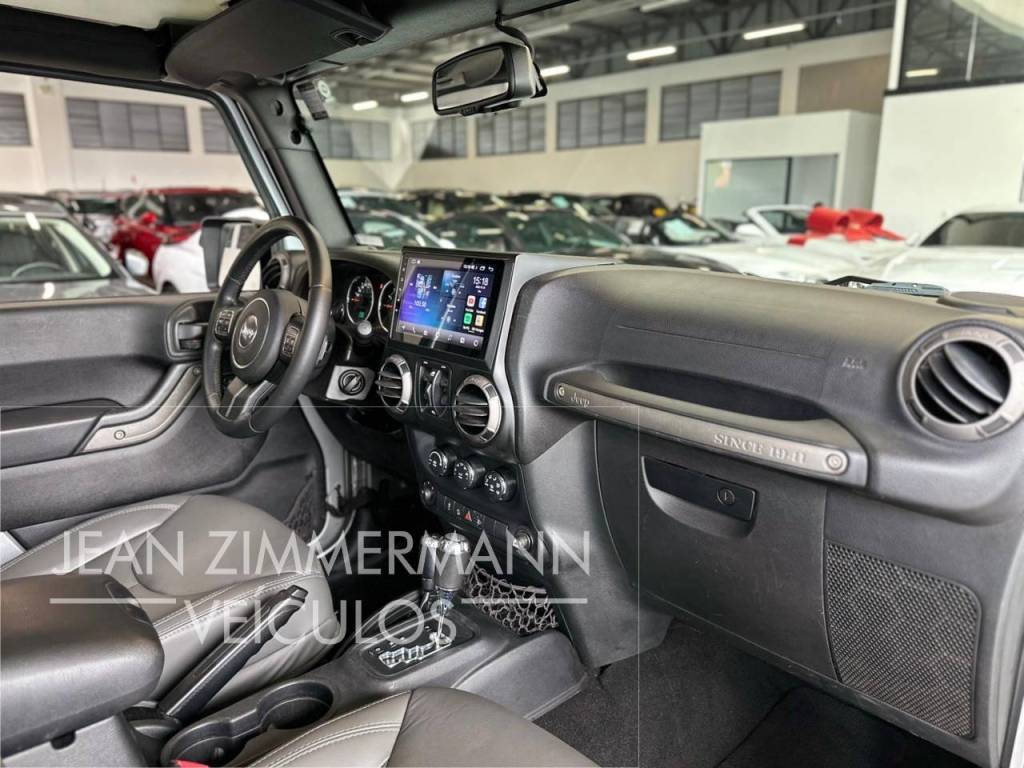 Jeep Wrangler Unlimited sport 3.6 v6 284cv 4p    2015