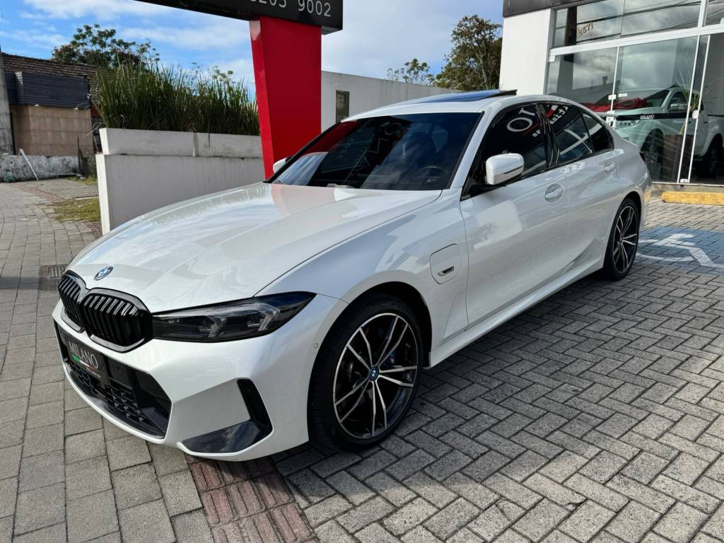 BMW M2 2.0 Turbo Aut. (Híbrido)    2023