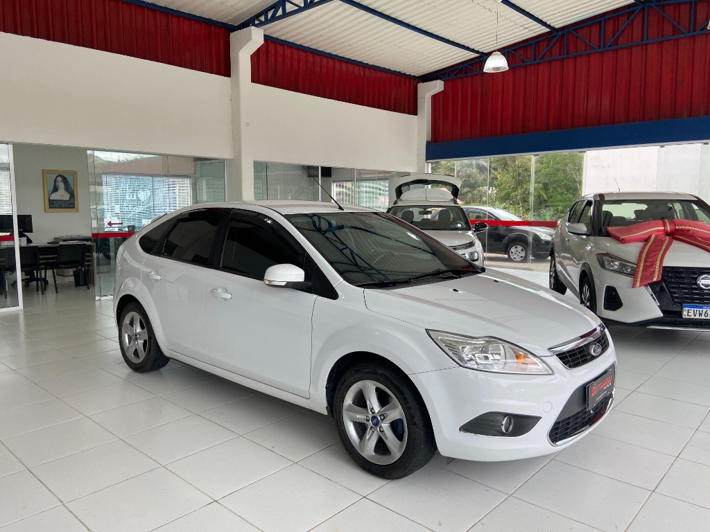 Ford Focus 2.0    2013