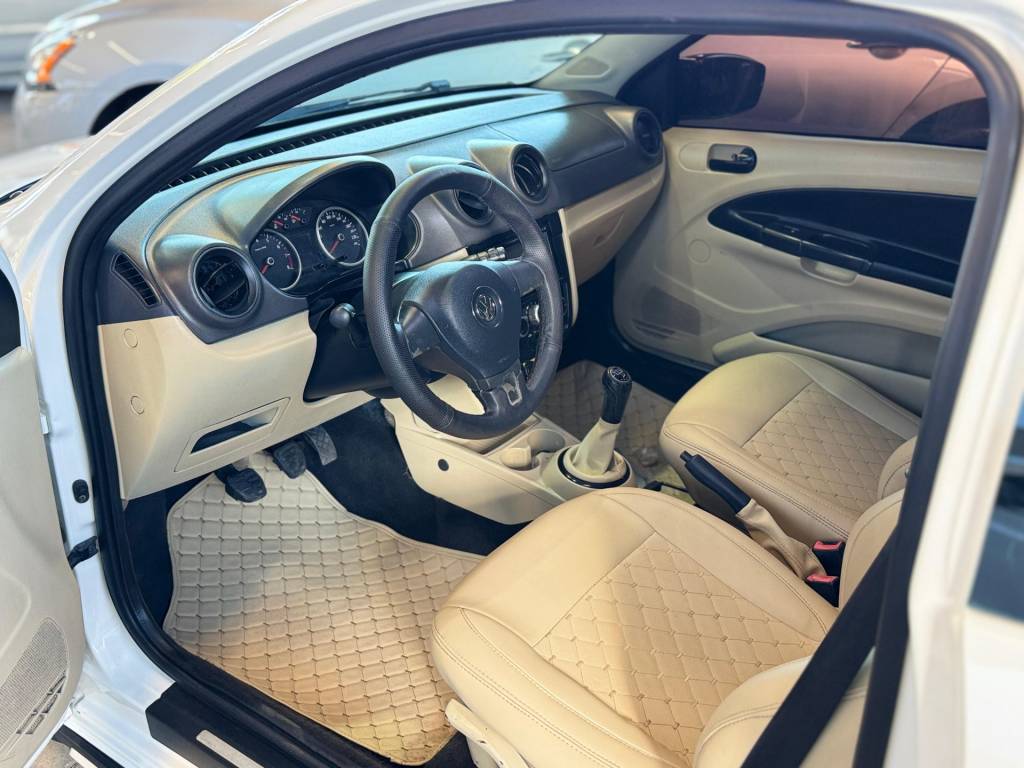 Volkswagen Saveiro 1.6 cross mi total flex ce 8v    2013