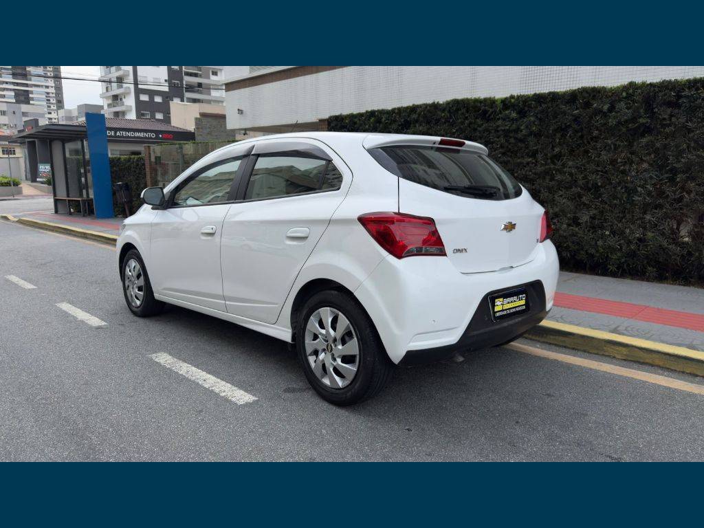 Chevrolet Onix Hatch lt 1.4 8v flexpower 5p aut.    2018