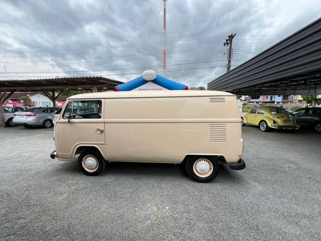 Volkswagen Kombi FURGAO    1996