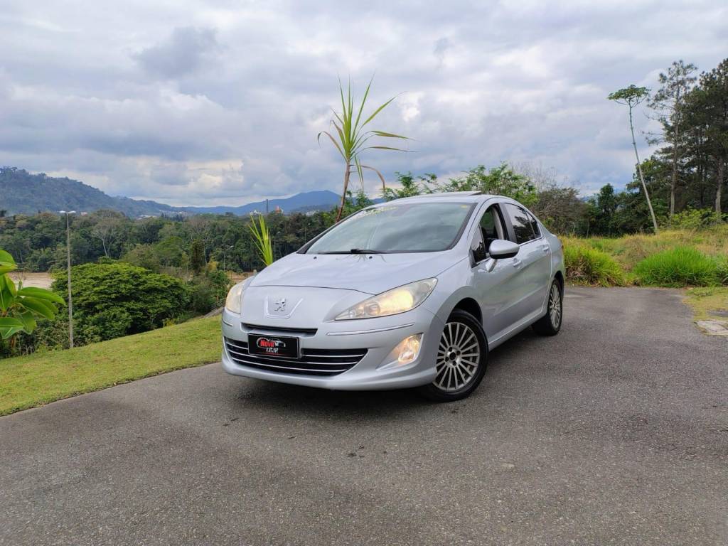 Peugeot 408 Sedan Feline 2.0 Flex 16V 4p Aut.    2012
