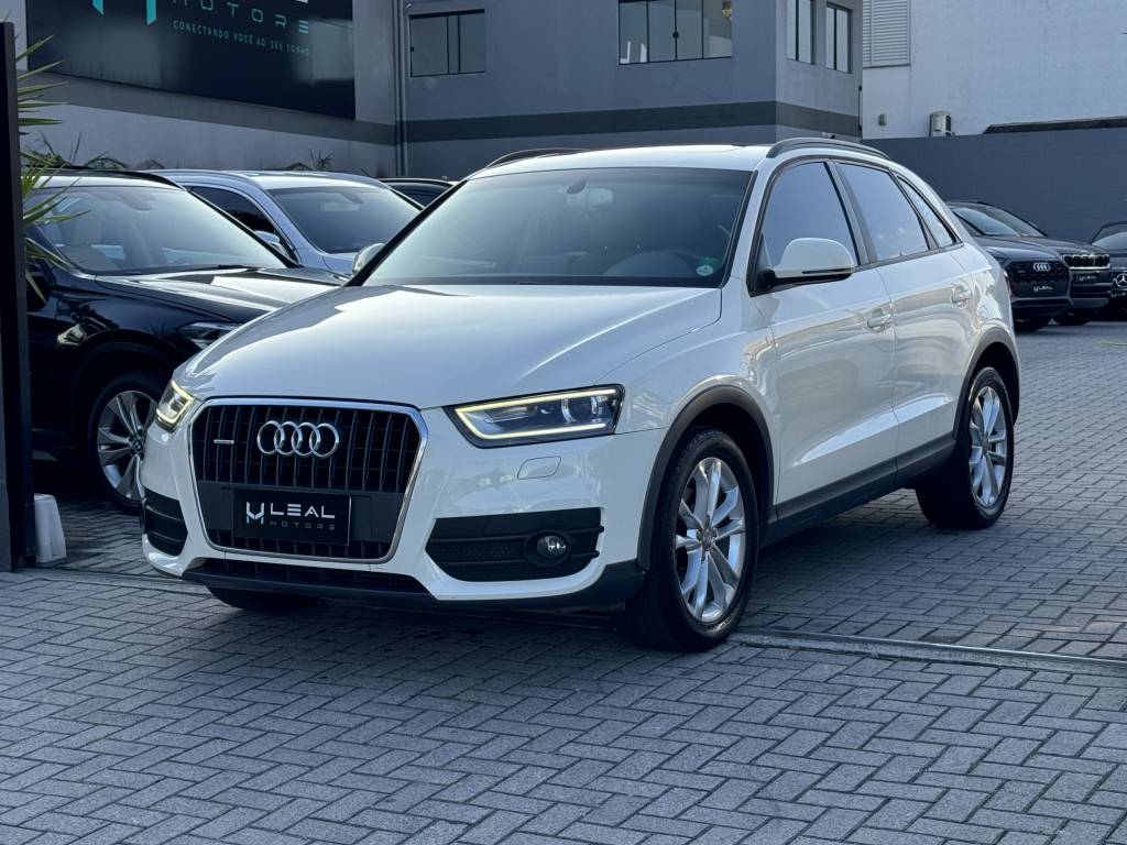 Audi Q3 2.0 16V    2013