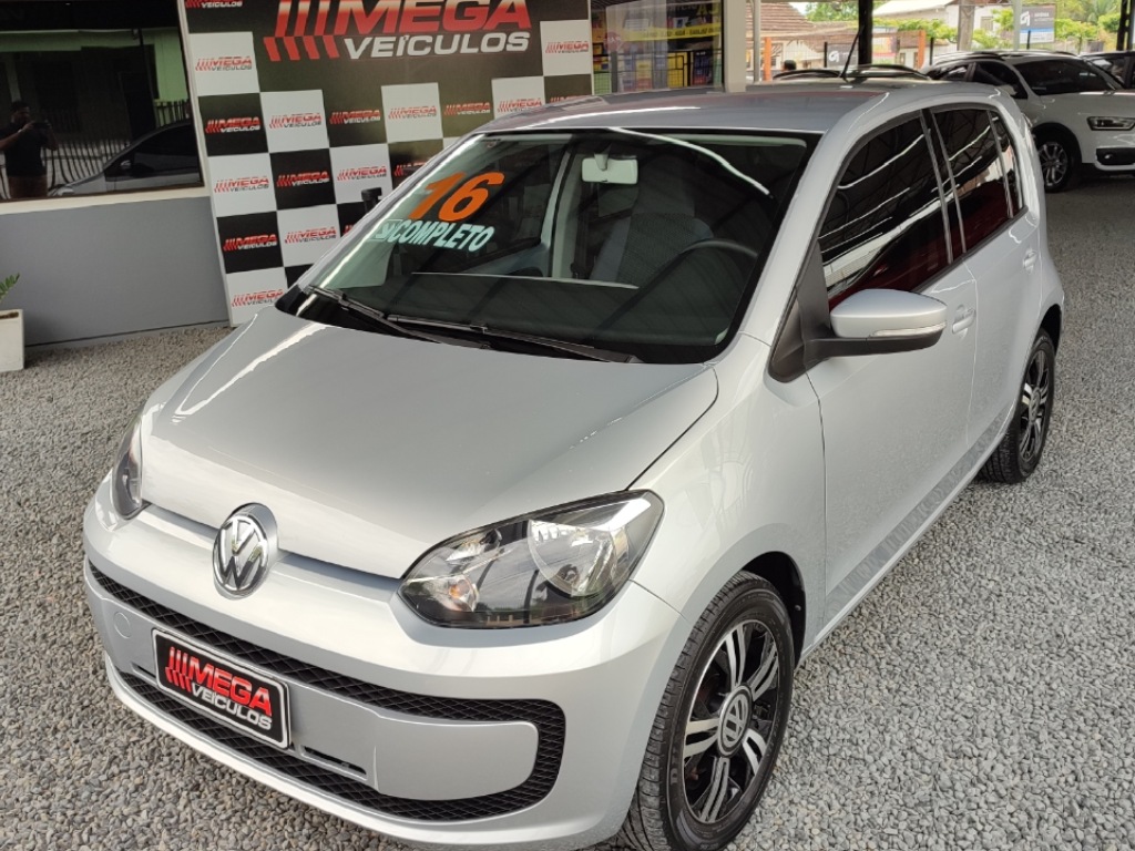 Volkswagen Up Move Tsi    2016