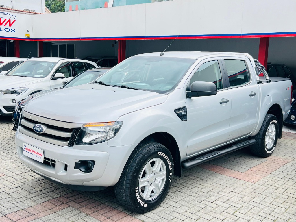 Ford Ranger XLS 3.2 4X4 CD Diesel Aut    2016