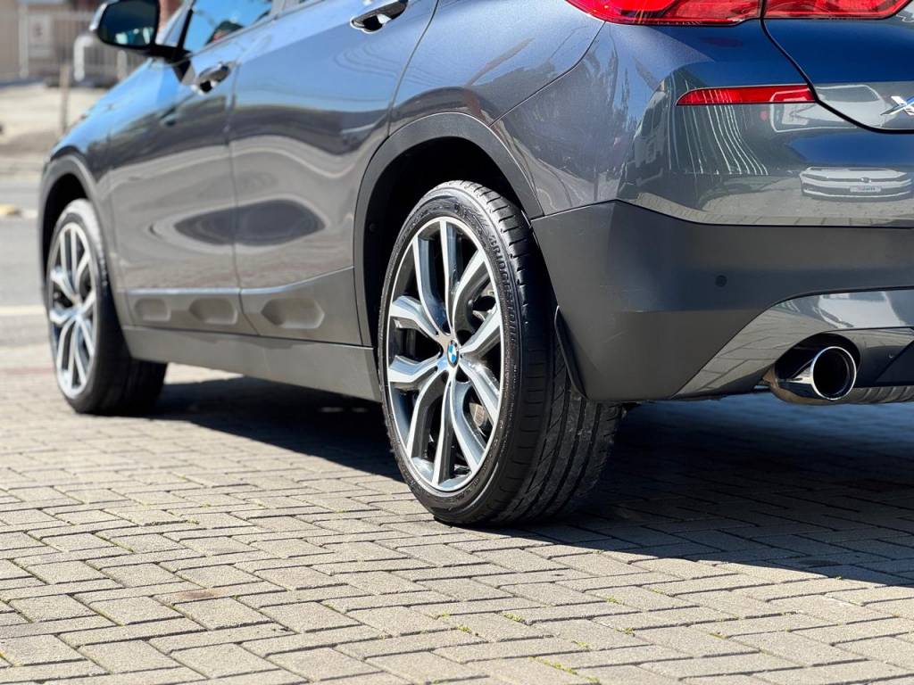 BMW X2 2.0 sdrive 20i tb a. flex aut    2019