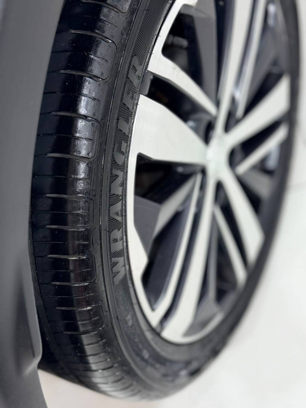 Peugeot 3008 1.6 griffe pack turbo aut. 16v    2019