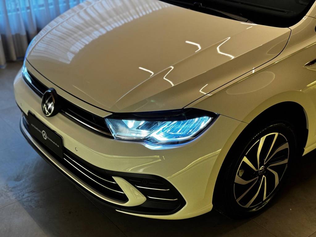 Volkswagen Polo Highline tsi 1.0 flex 12v aut.    2025