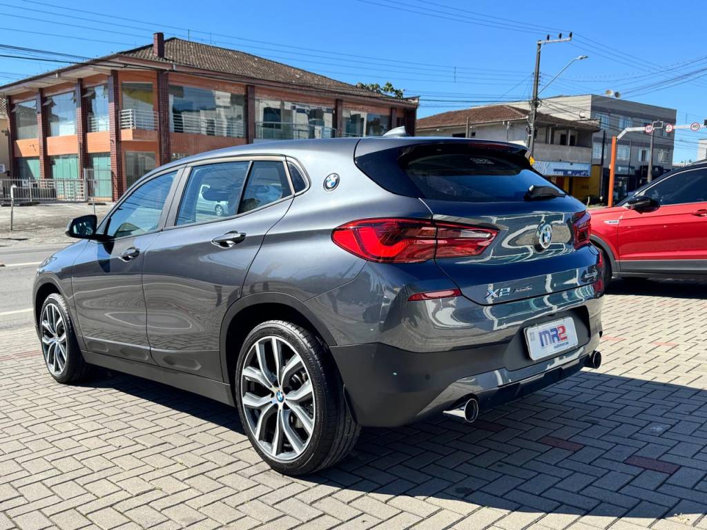 BMW X2 2.0 sdrive 20i tb a. flex aut    2019