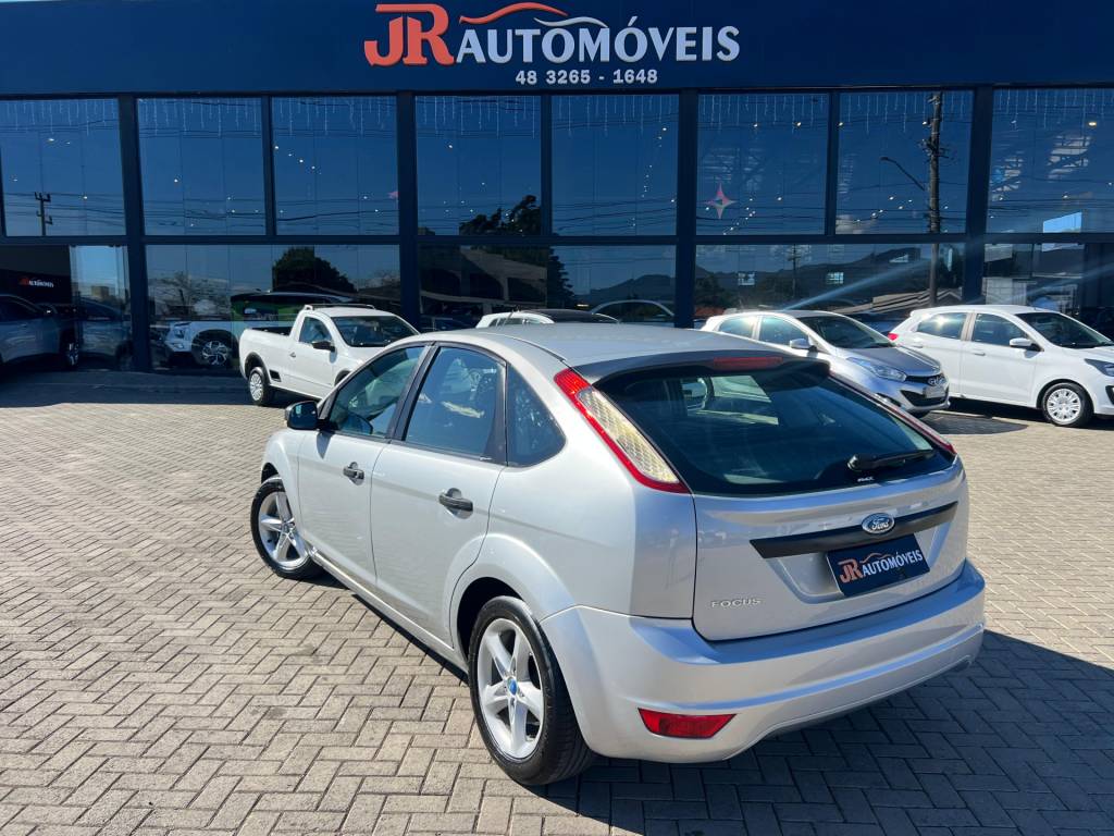 Ford Focus 1.6 s/se/se plus flex 8v/16v  5p    2011