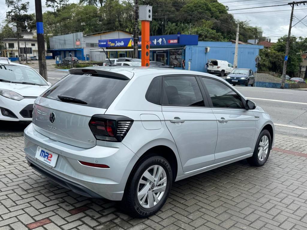 Volkswagen Polo 1.0 comfortline tsi flex aut.    2024