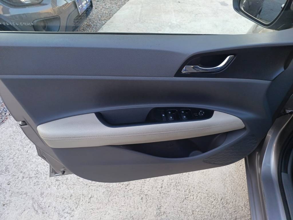 Hyundai HB20S 1.0 12v    2022