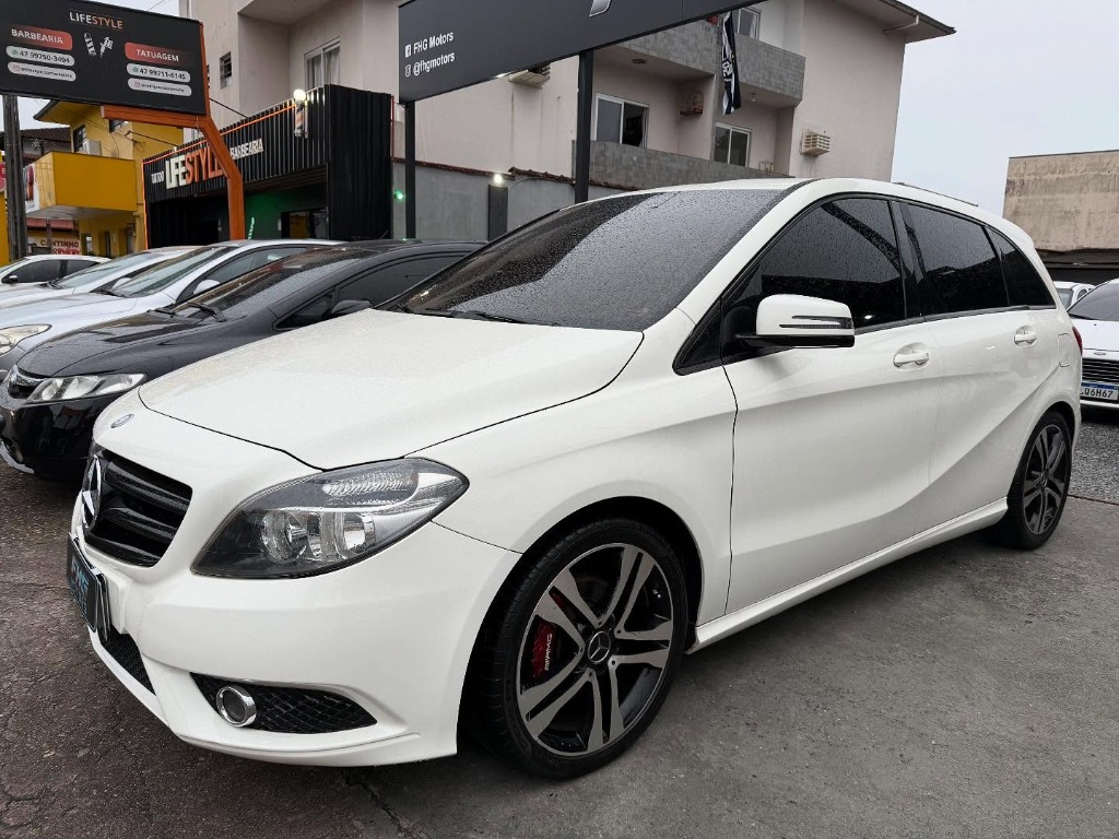 Mercedes Benz B 200 Classe B200 CGI 1.6 TB Aut.    2013
