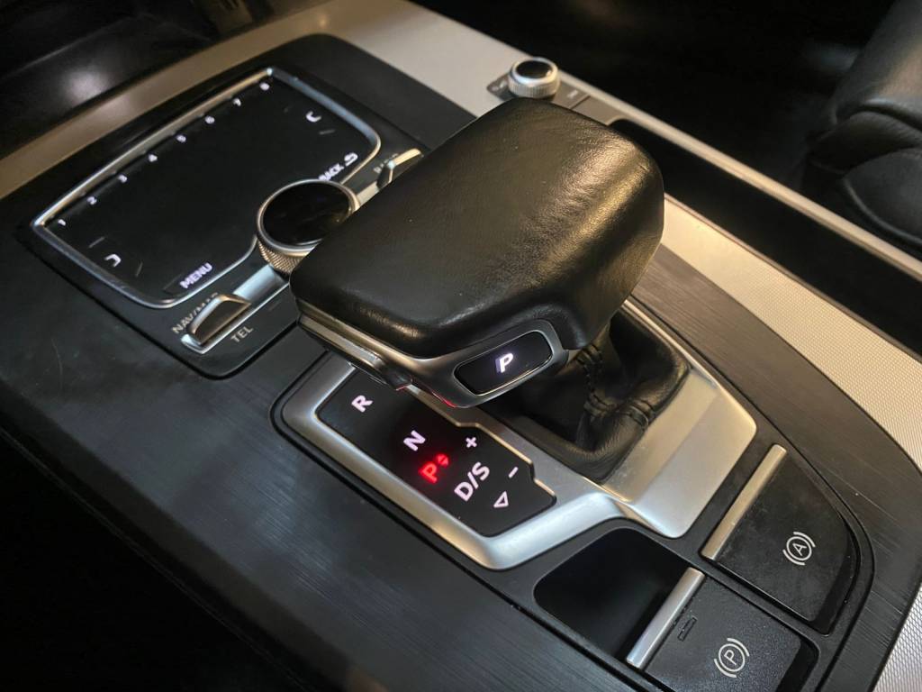 Audi Q5 2.0 s-line tfsi quattro s-tronic 16v    2019