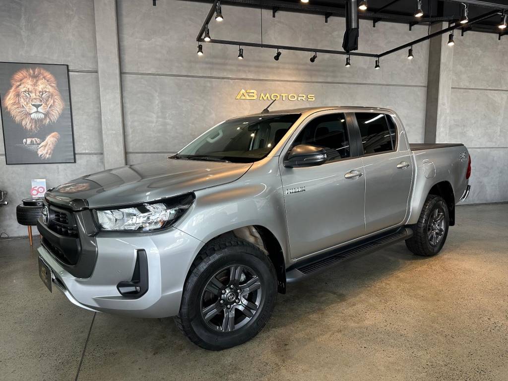 Toyota Hilux CD SR 4x4 2.8 TDI Diesel Aut.    2022