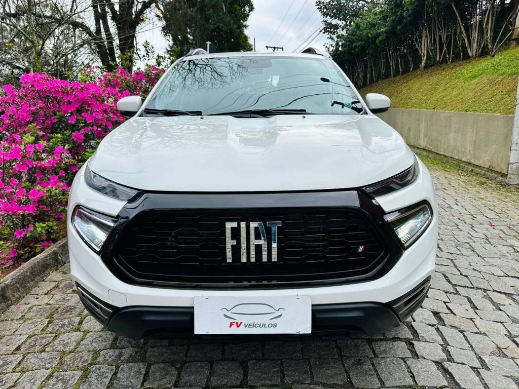 Fiat Toro Freed t270 at6    2024