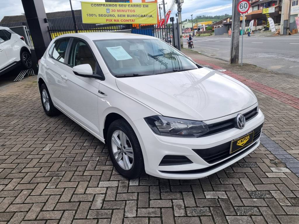 Volkswagen Polo 1.6    2018