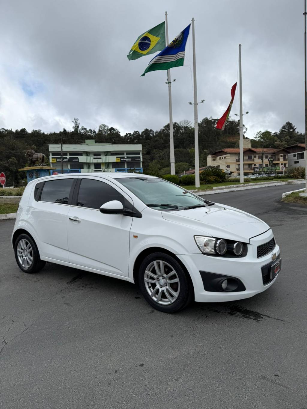 Chevrolet Sonic 1.6 16v flexpower 5p aut.    2014