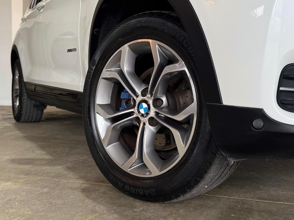 BMW X3 Xdrive 20i 2.0/x-line bi-tb flex aut.    2015