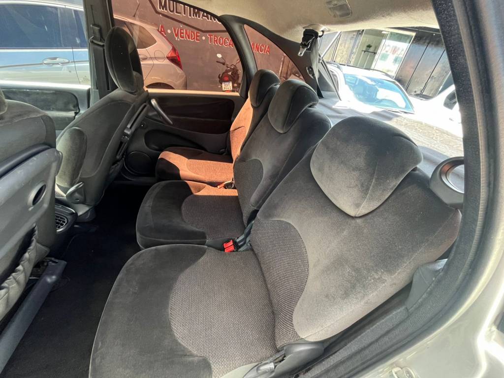 Citroën Xsara Picasso 1.6 citroËn 16v    2012