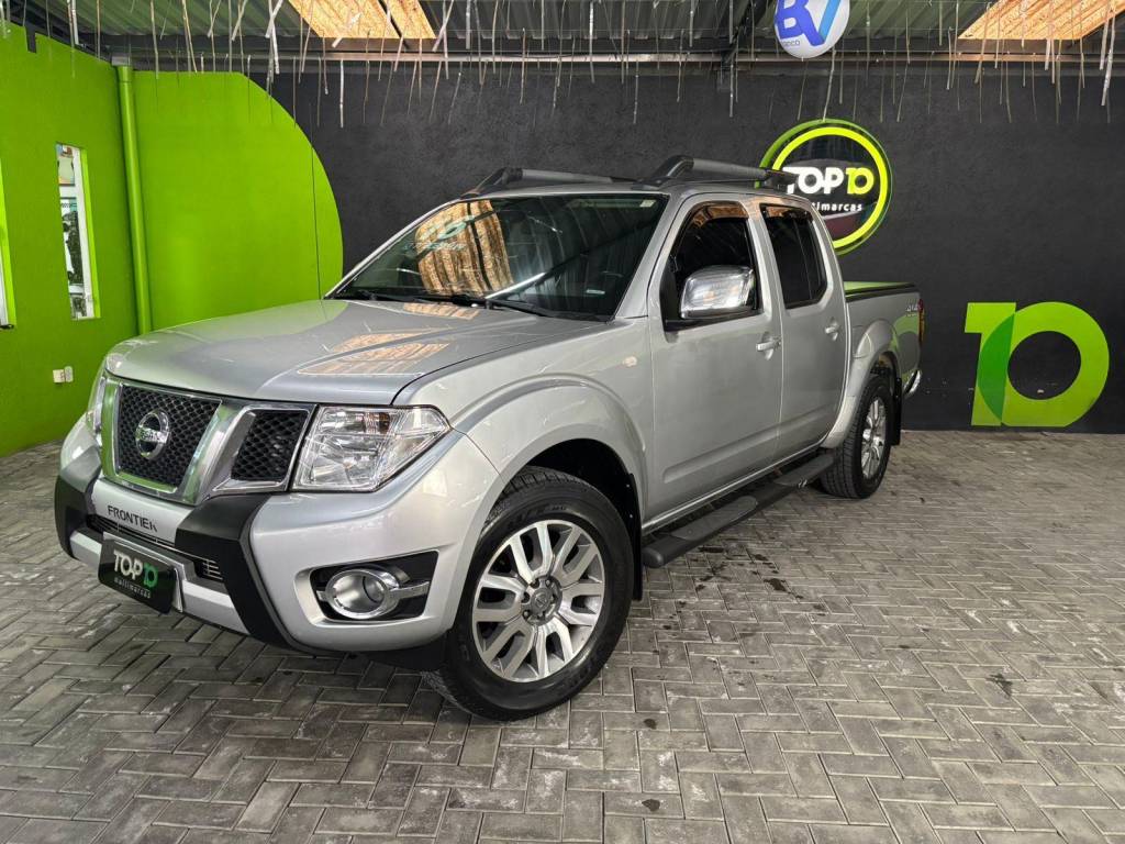 Nissan Frontier SL CD 4x4 2.5TB Diesel Aut    2016