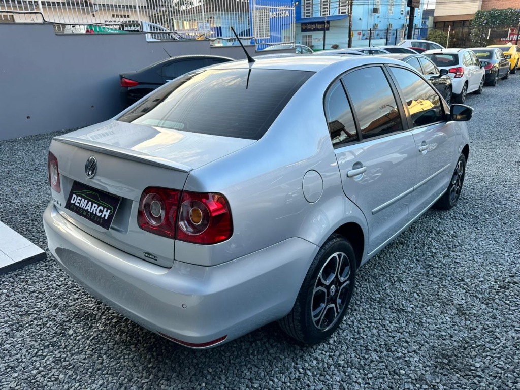 Volkswagen Polo Sedan    2014