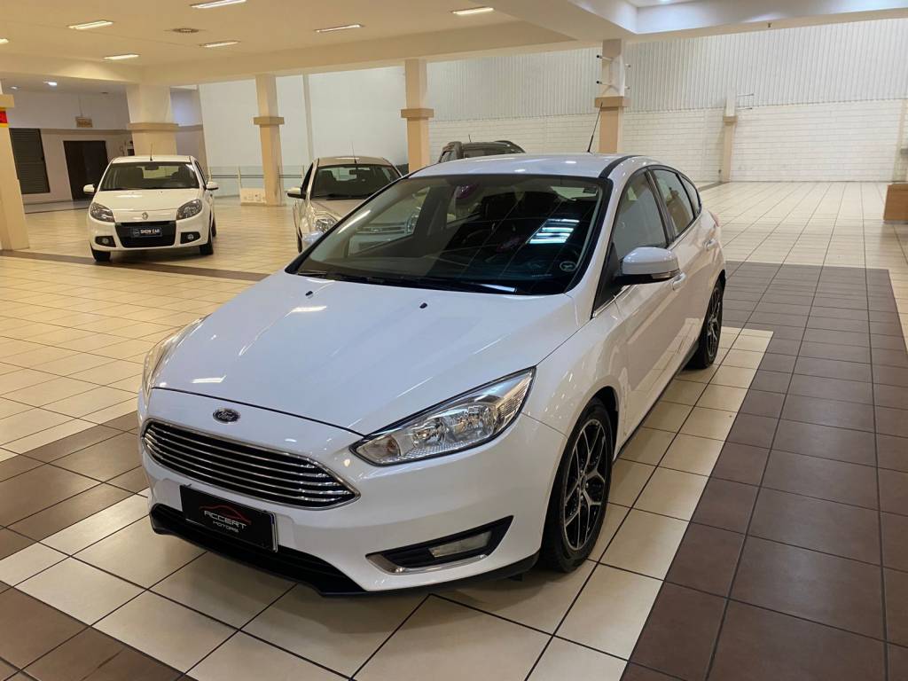 Ford Focus 2.0 titatita plus flex aut. 12v    2016