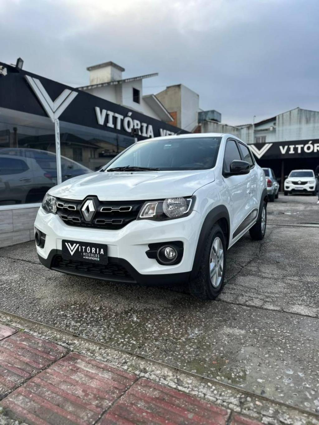 Renault Kwid Intense 1.0 Flex 12V 5p Mec.    2019
